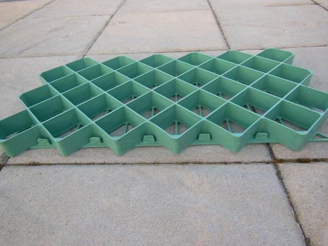 DIMENZA Zatravňovací dlaždice DF-010012