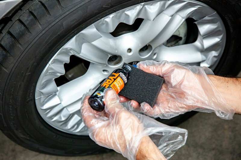 QUIXX Black Tyre Colour