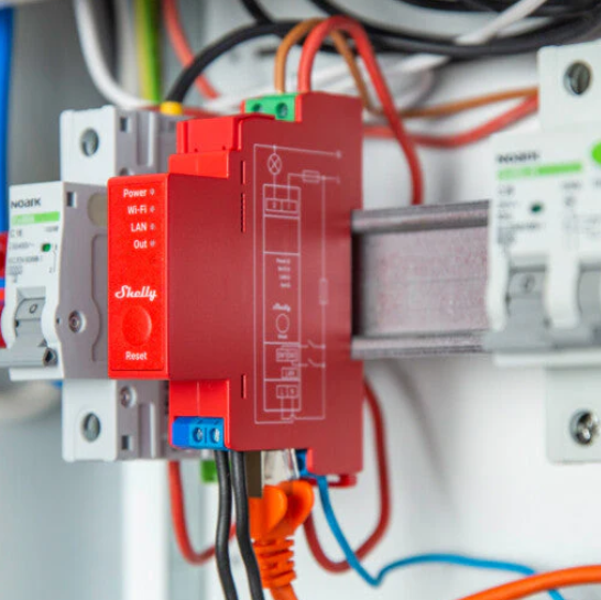Spínač Shelly Pro 1PM, spínací modul na DIN lištu, měření spotřeby, LAN, Wi-Fi, a Bluetooth