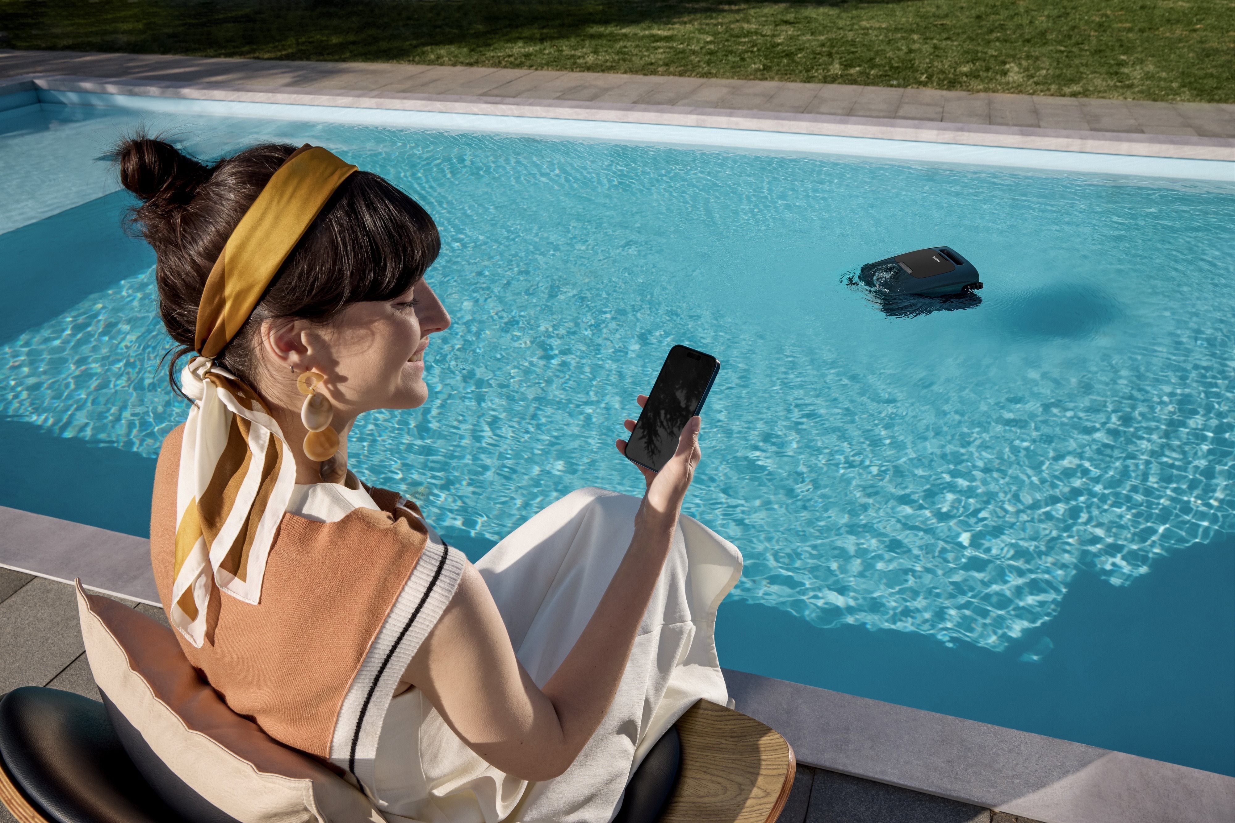 Swimming pool vacuum cleaner Beatbot Swimming pool vacuum cleaner Aquasense 2 Ultra