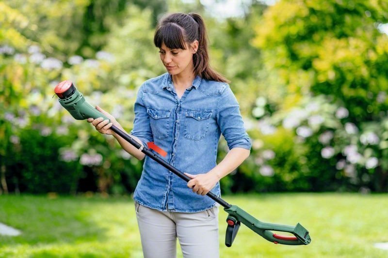 Strunová sekačka BOSCH EasyGrassCut 26 0.600.8C1.J01