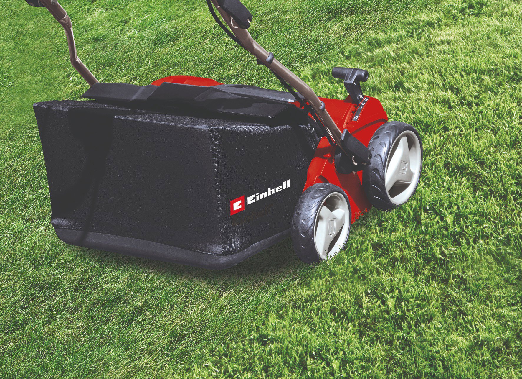 EINHELL Vertikutátor a provzdušňovač elektrický GE-SA 1435