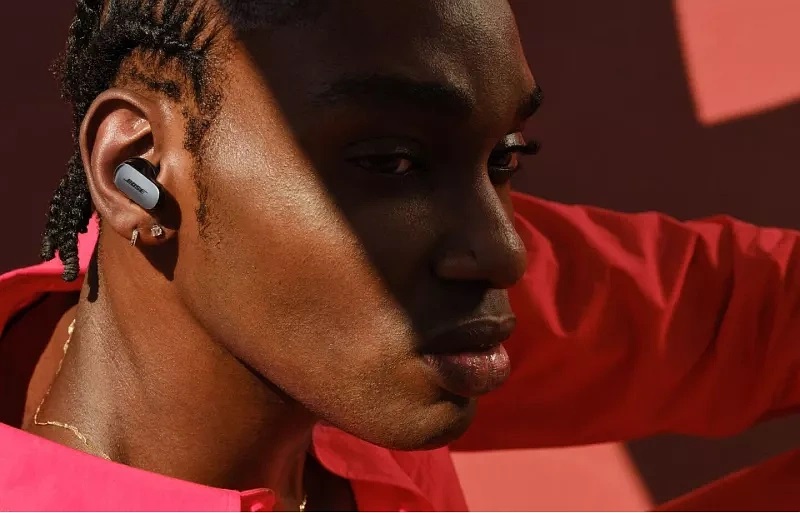 Bezdrátová sluchátka BOSE QuietComfort Ultra Earbuds Diamond