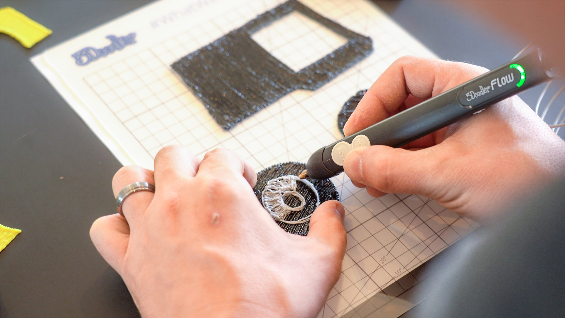 3Doodler 3D pero FLOW