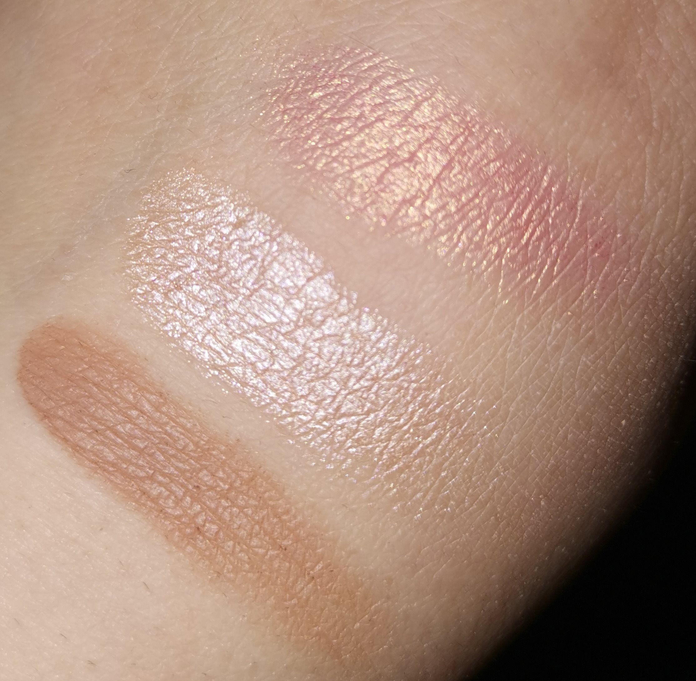 REVOLUTION Ultra Brightening Contour Kit Ultra Fair C01