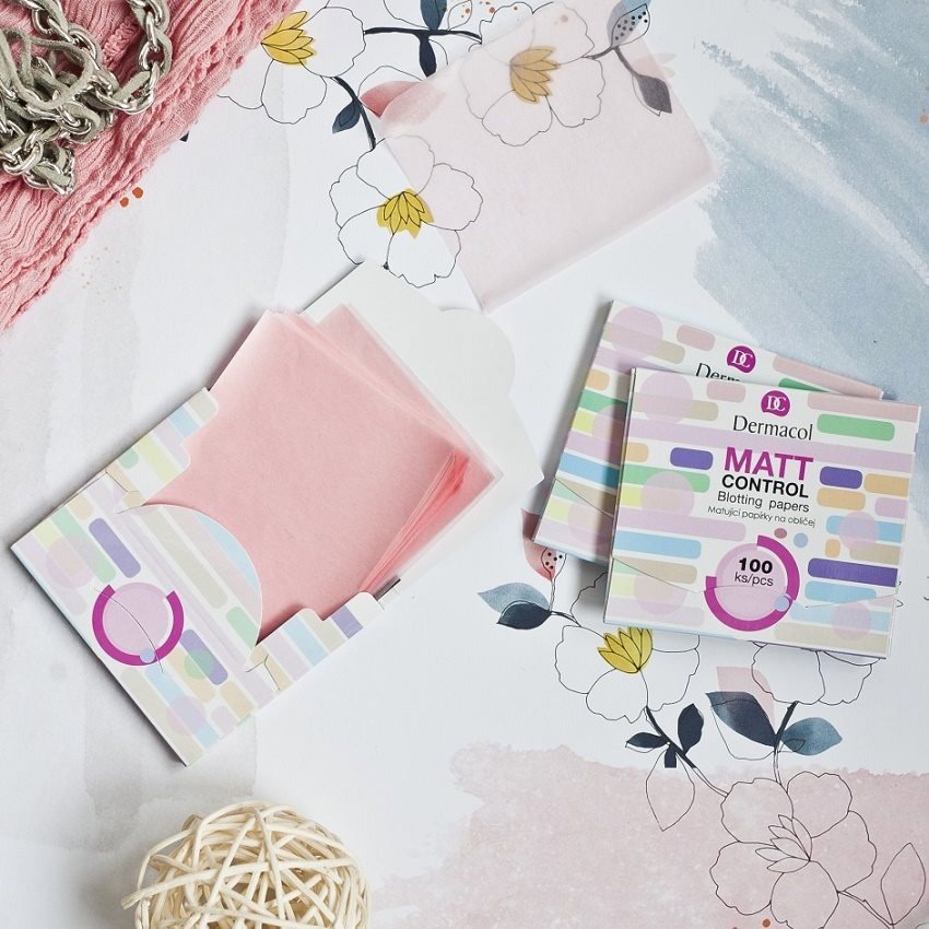Matující ubrousky DERMACOL Matt Control Blotting Papers 100 ks