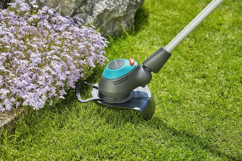 Strunová sekačka GARDENA Strunová sekačka elektrická turbo EasyCut 450/25