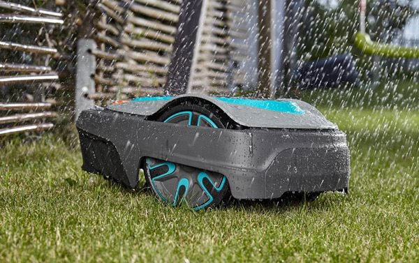 Robotická sekačka GARDENA Smart SILENO City