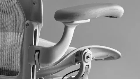 Kancelářská židle Herman Miller Aeron