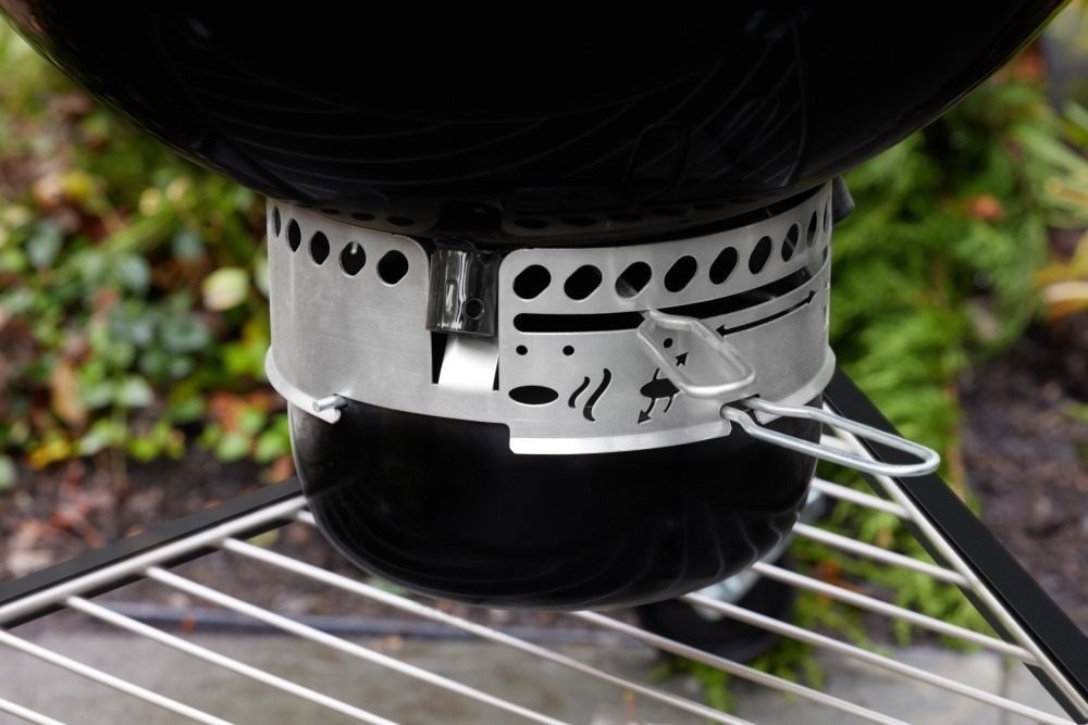Gril Weber Summit Kamado E6
