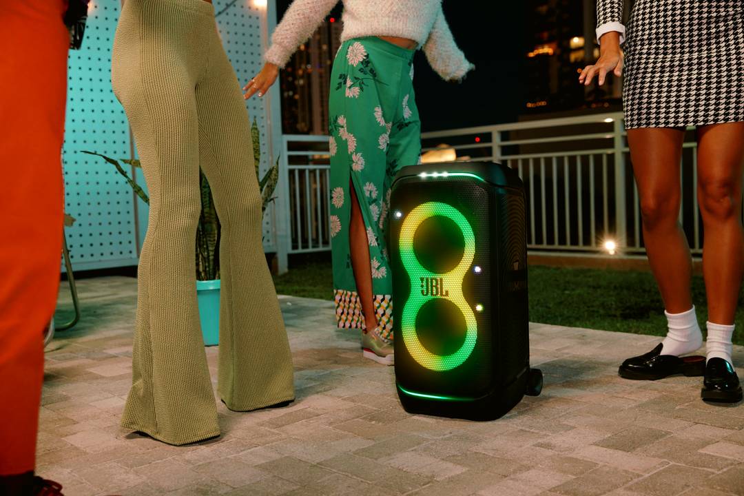 Bluetooth reproduktor JBL Partybox Stage 320