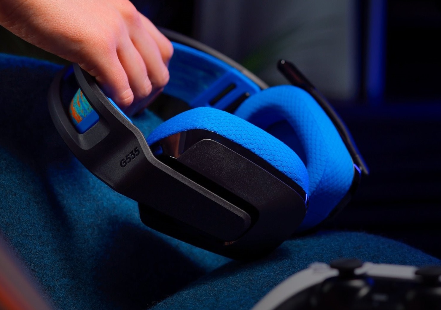Herní sluchátka Logitech G535