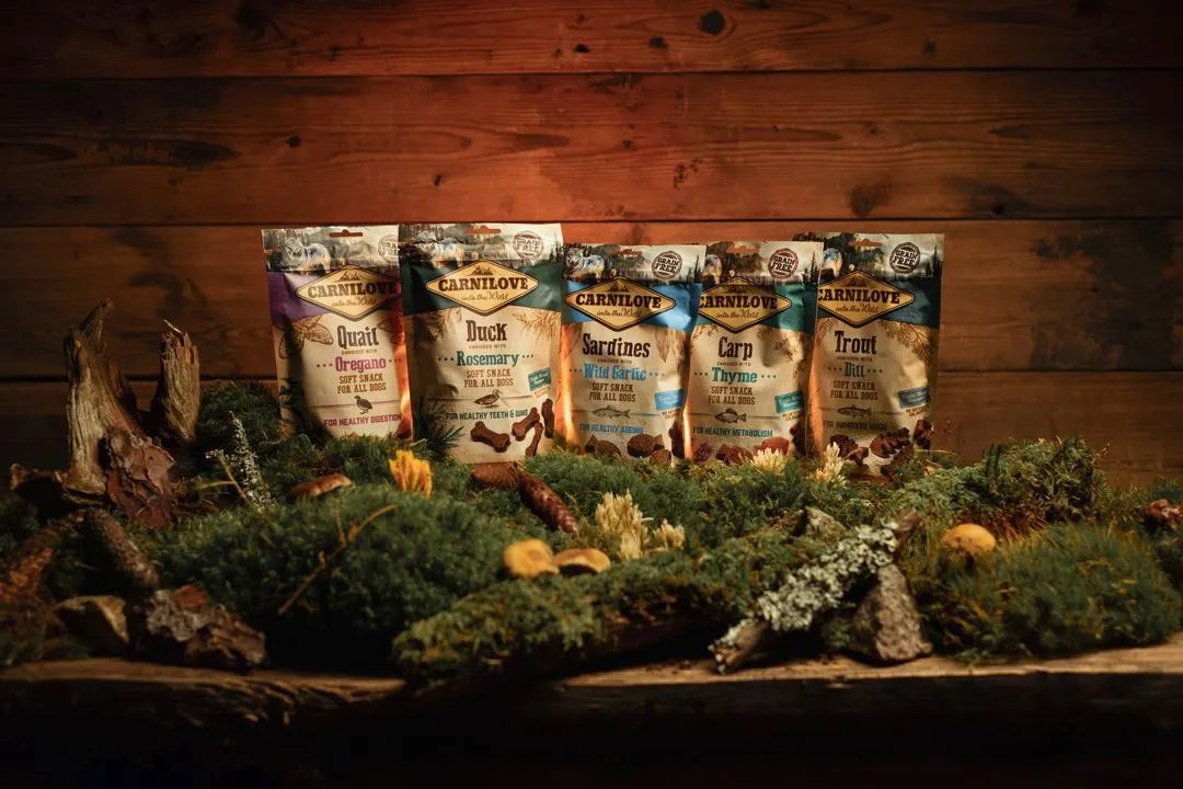 Carnilove dog semi moist snack duck enriched with rosemary