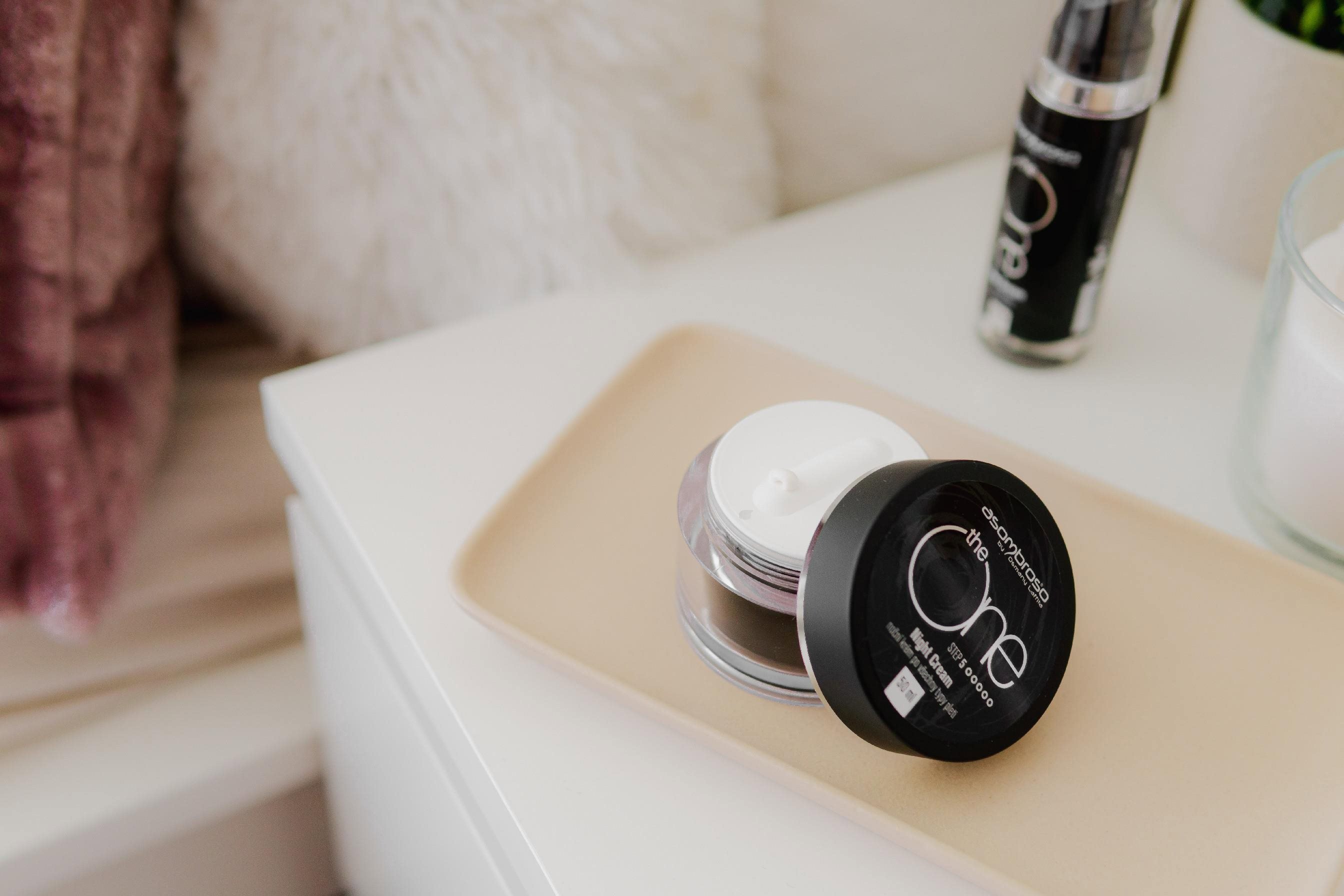 Pleťový krém Asombroso by Osmany Laffita The One Night Cream - noční krém pro všechny typy pleti, 50 ml