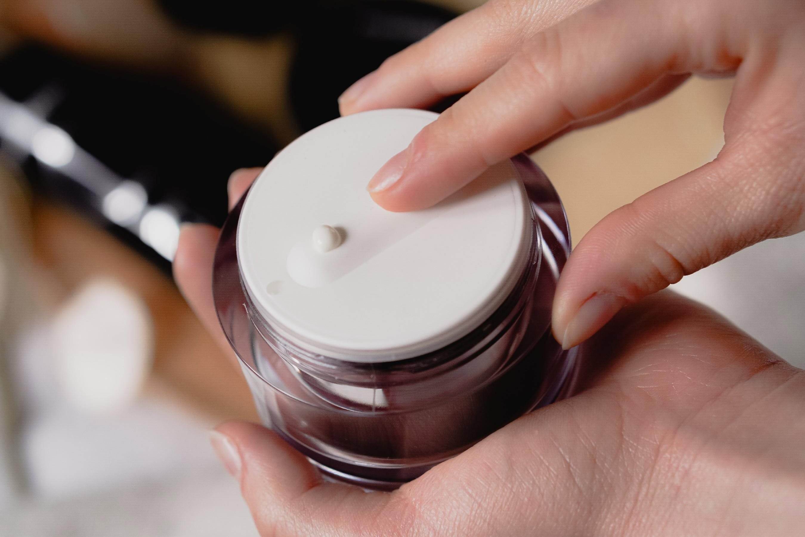 Pleťový krém Asombroso by Osmany Laffita The One Night Cream - noční krém pro všechny typy pleti, 50 ml