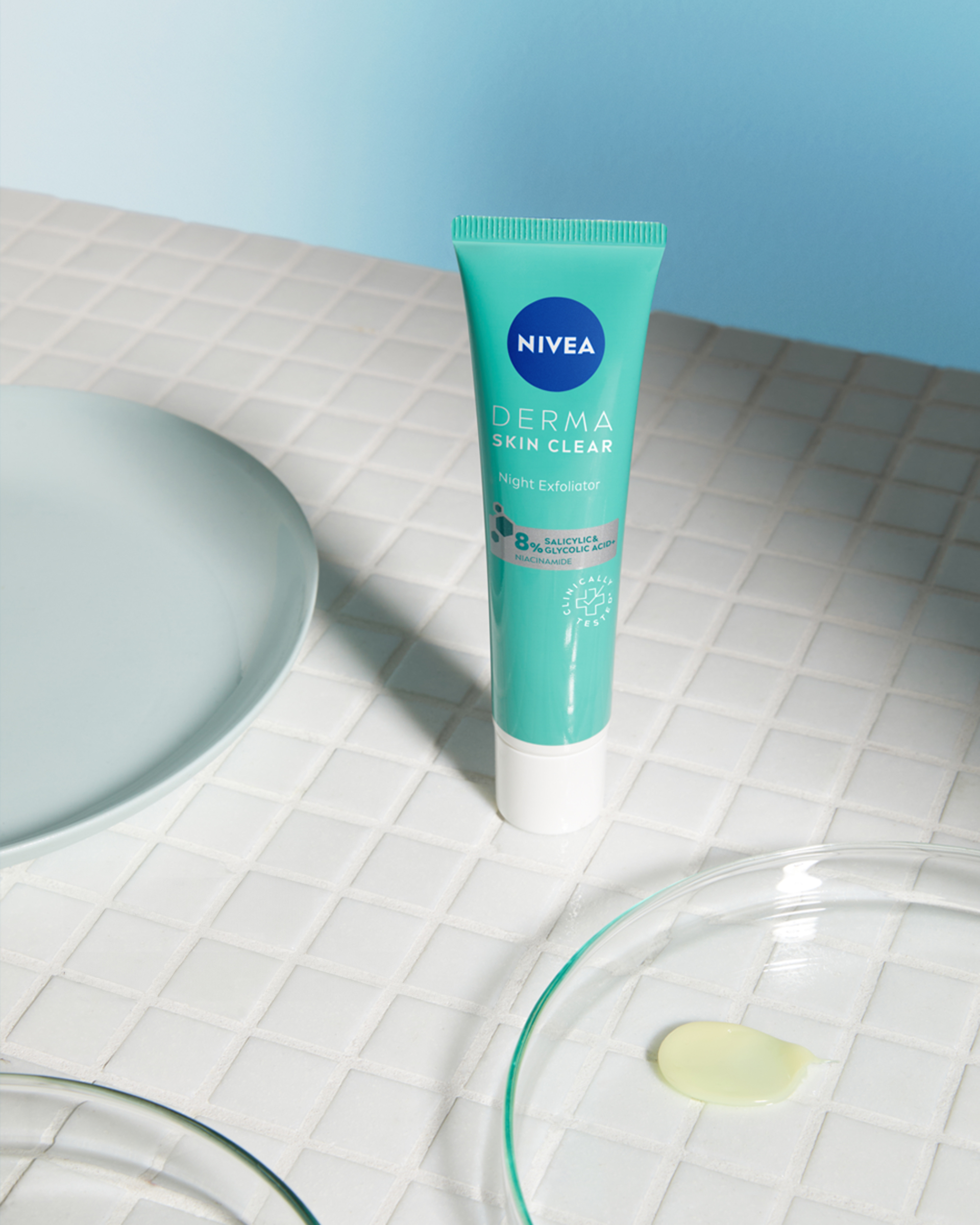 Pleťový peeling NIVEA Face Derma Activate Exfoliator