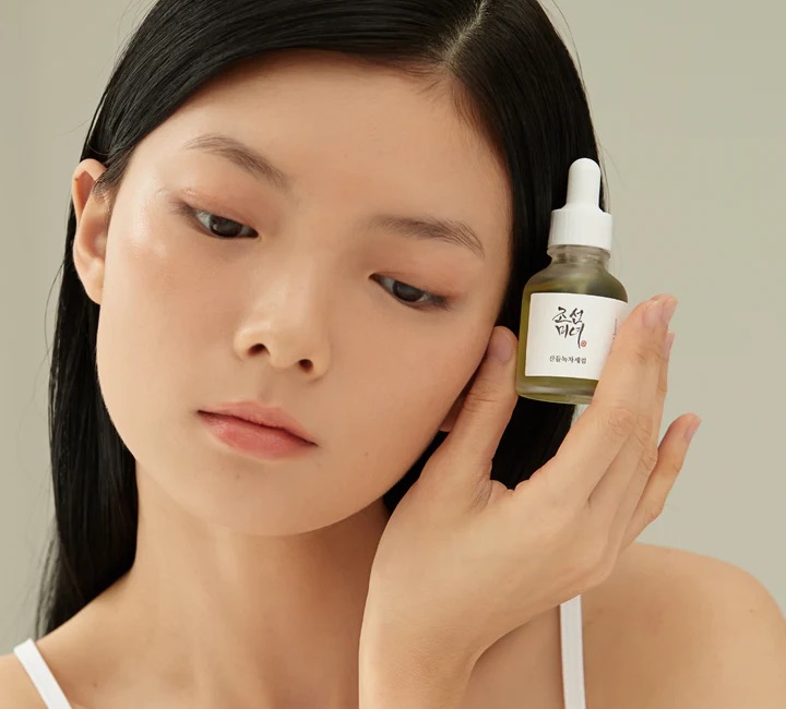 Pleťové sérum BEAUTY OF JOSEON Calming serum green tea