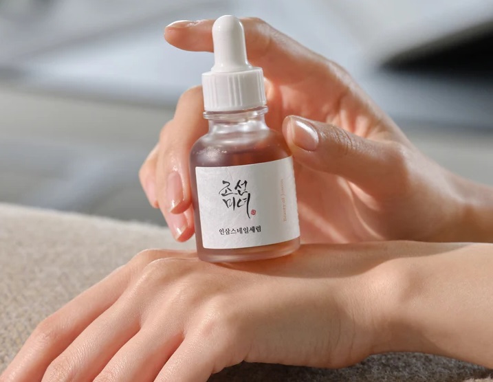 Pleťové sérum BEAUTY OF JOSEON Revive Serum Ginseng + Snail Mucin 30 ml