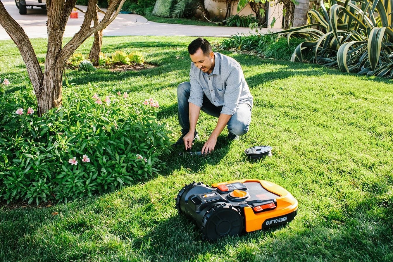 Robotická sekačka WORX Robotická sekačka Landroid M500 Plus