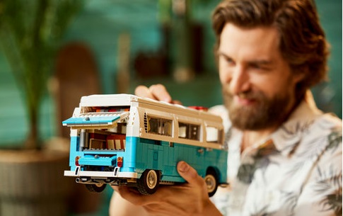 LEGO® 10279 Volkswagen T2 Wohnmobil