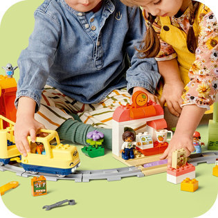 LEGO® DUPLO® 10428 Velký interaktivní komunitní vláček