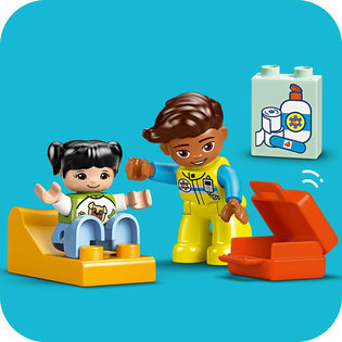 LEGO® DUPLO® 10447 Sanitka a řidič