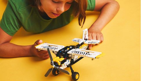 LEGO® Technic 42198 Letadlo do vzdálených oblastí