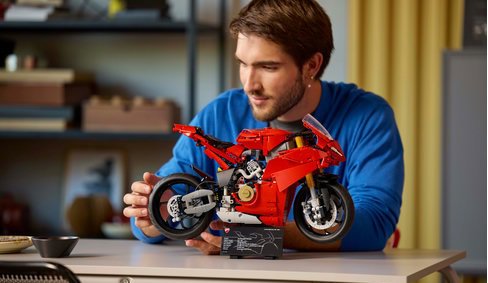 LEGO® Technic 42202 Motorka Ducati Panigale V4 S