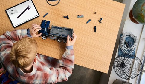LEGO® Technic 42203 Nákladní sklápěč