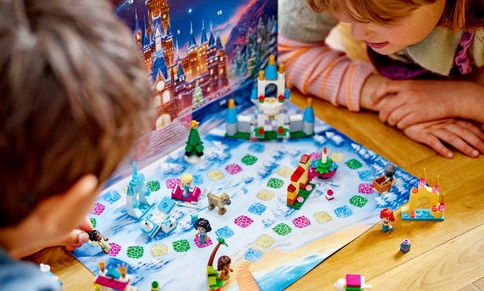 LEGO® - Disney Princess™ 43253 Adventní kalendář 2024