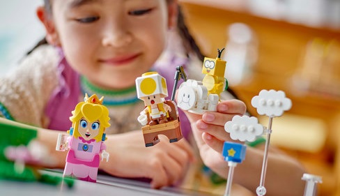 LEGO® Super Mario™ 71441 Interaktivní LEGO® Peach™ a dobrodružství