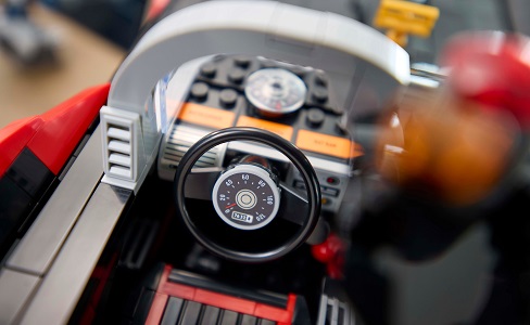 LEGO® DC Batman™ 76328 Batman™: das Batmobil aus der klassischen Fernsehserie