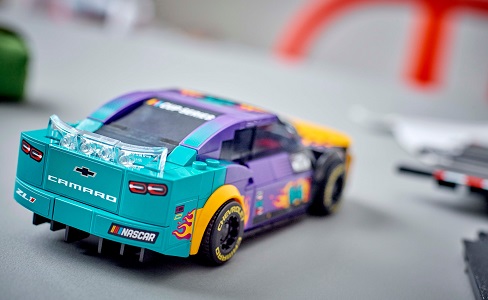 LEGO® Speed Champions 76935 NASCAR® Chevrolet Camaro ZL1 der nächsten Generation