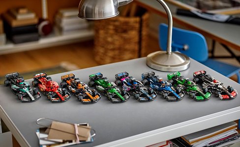 LEGO® Speed Champions 77245 Aston Martin Aramco F1® AMR24 Rennauto