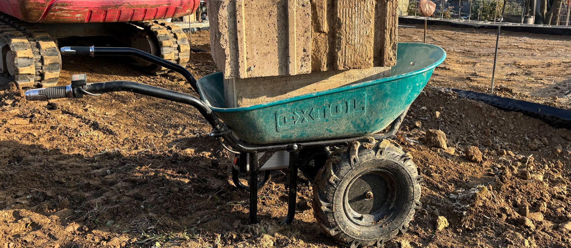 EXTOL INDUSTRIAL Kolečko dvoukolák s převodovkou AKU 8791590