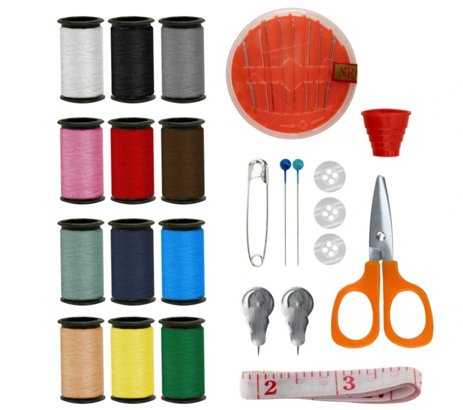 Alum Sewing kit - 32 pcs