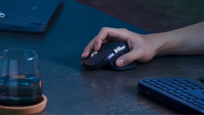 Set klávesnice a myši Logitech MX Keys S Combo for Mac