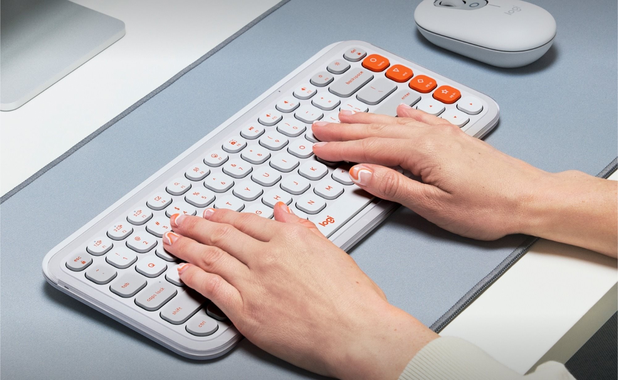 Logitech Pop Icon Keyboard