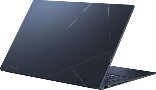 ASUS ZenBook 15 OLED UM3504 laptop