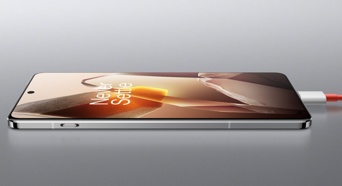 Mobilní telefon OnePlus 13 5G