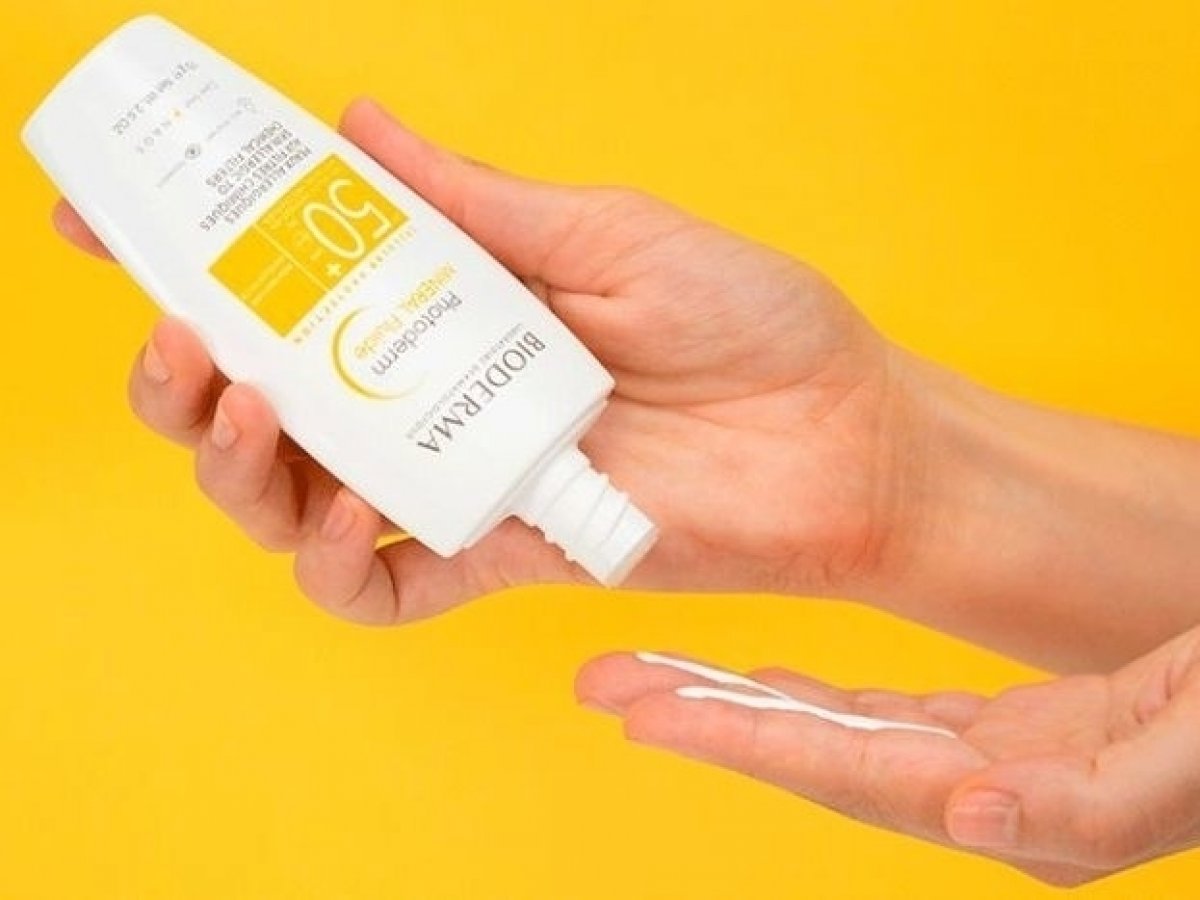 Opalovací krém BIODERMA Photoderm Mineral Fluid SPF 50+