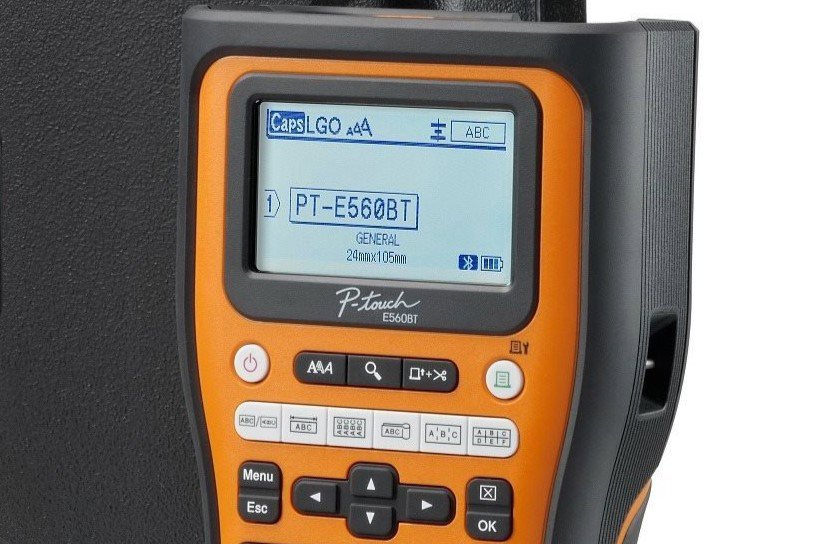Štítkovač Brother PT-E560BTVP