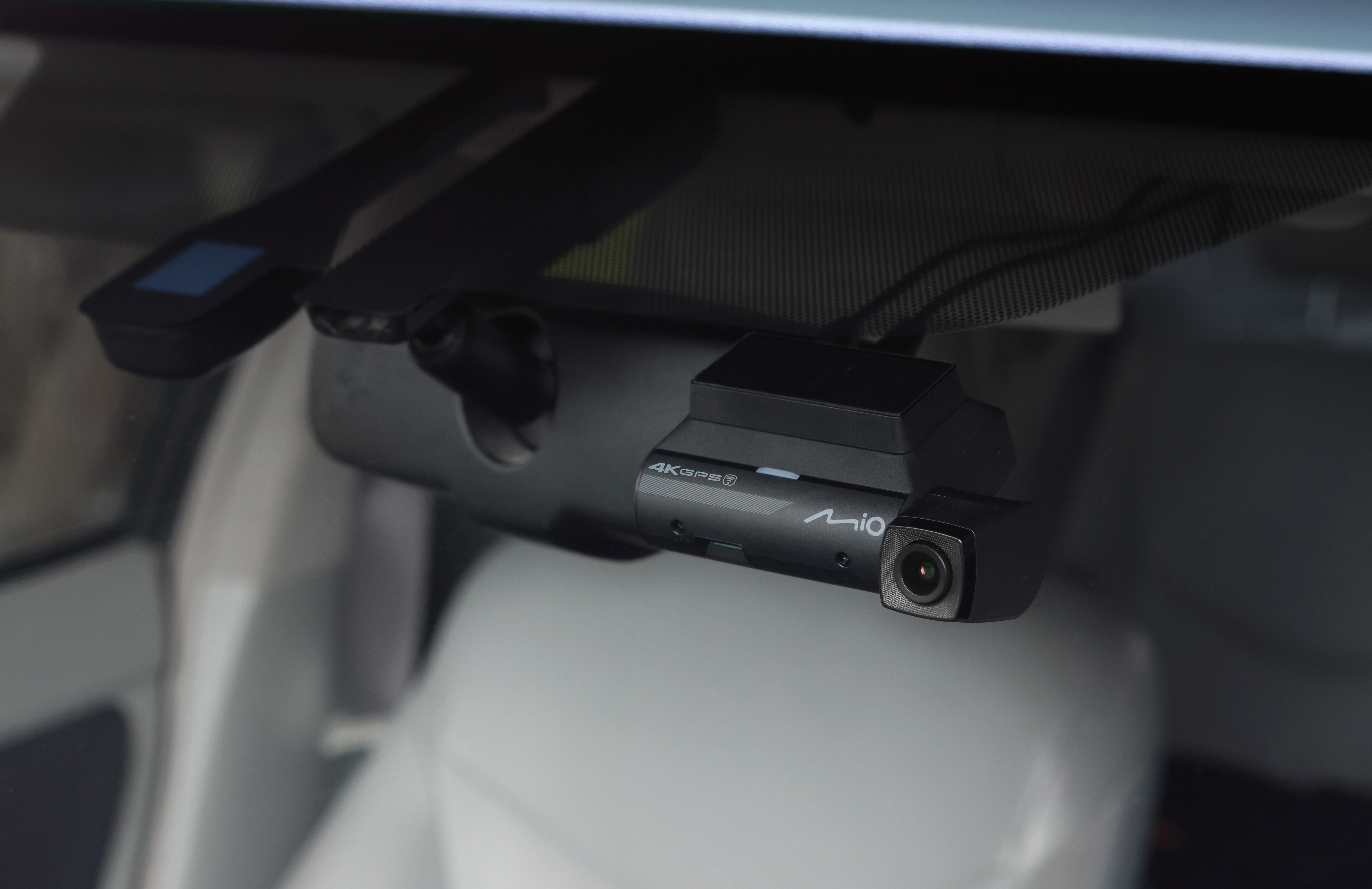 Kamera do auta MIO MiVue 955W 4K