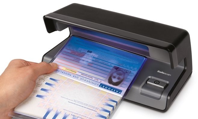 Detektor padělků SAFESCAN 50 černý