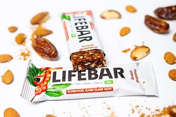 Raw tyčinka LIFEFOOD LIFEBAR tyčinka s guaranou a para ořechy BIO 40 g