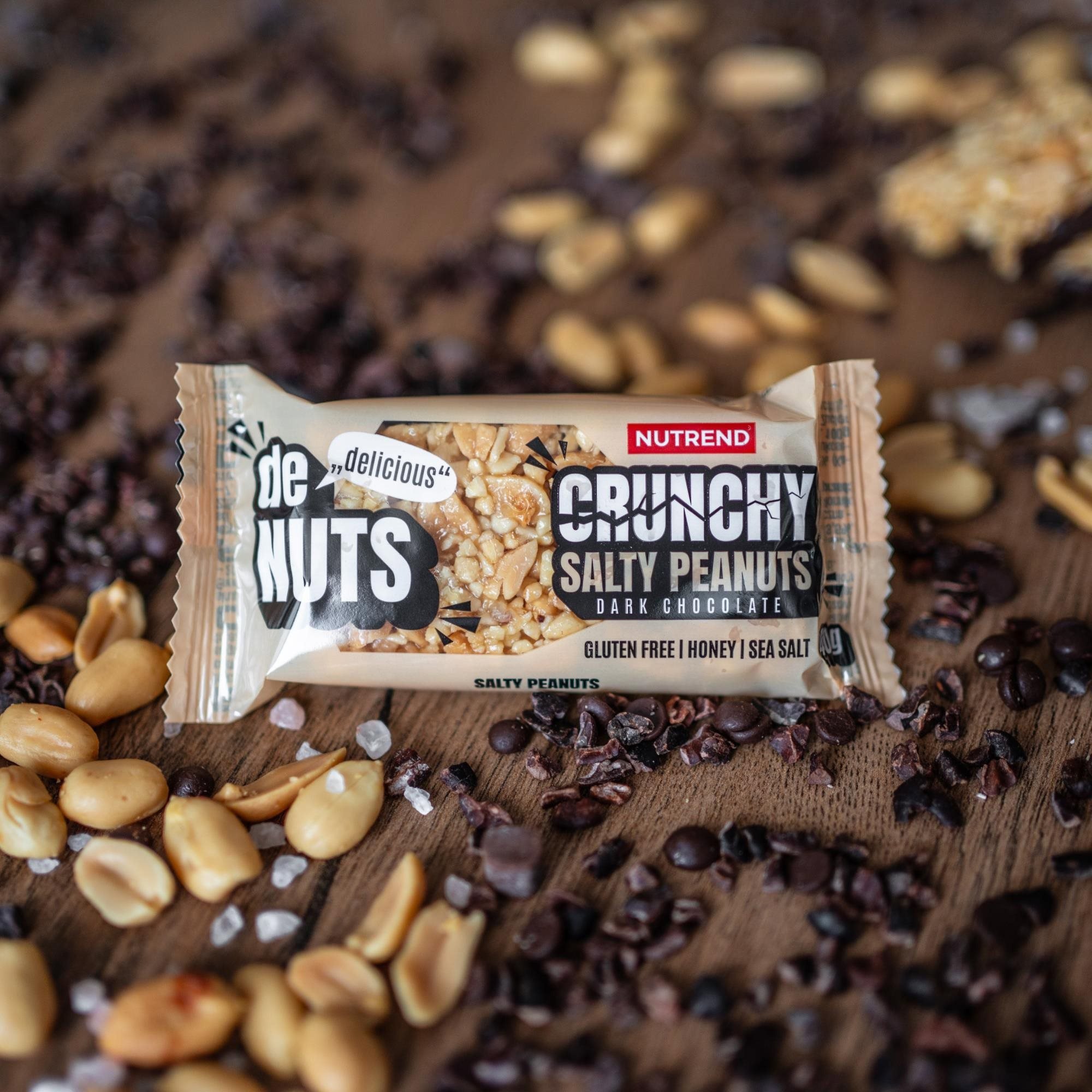 Nutrend Denuts Crunchy 40 g, salted peanuts