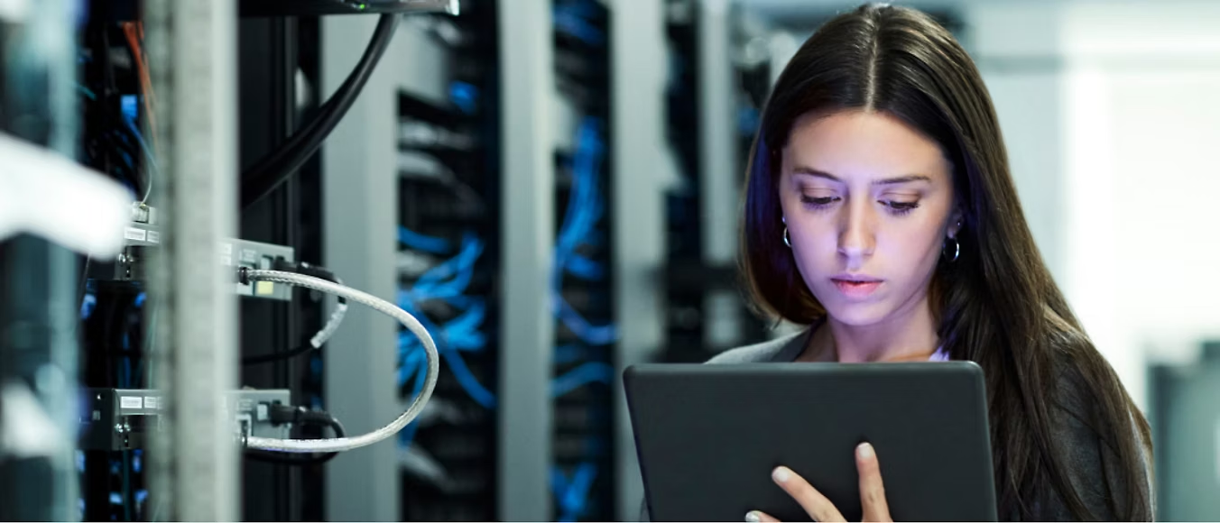 Operating system Microsoft Windows Server Standard 2025, x64, CZ, 16 core (OEM)