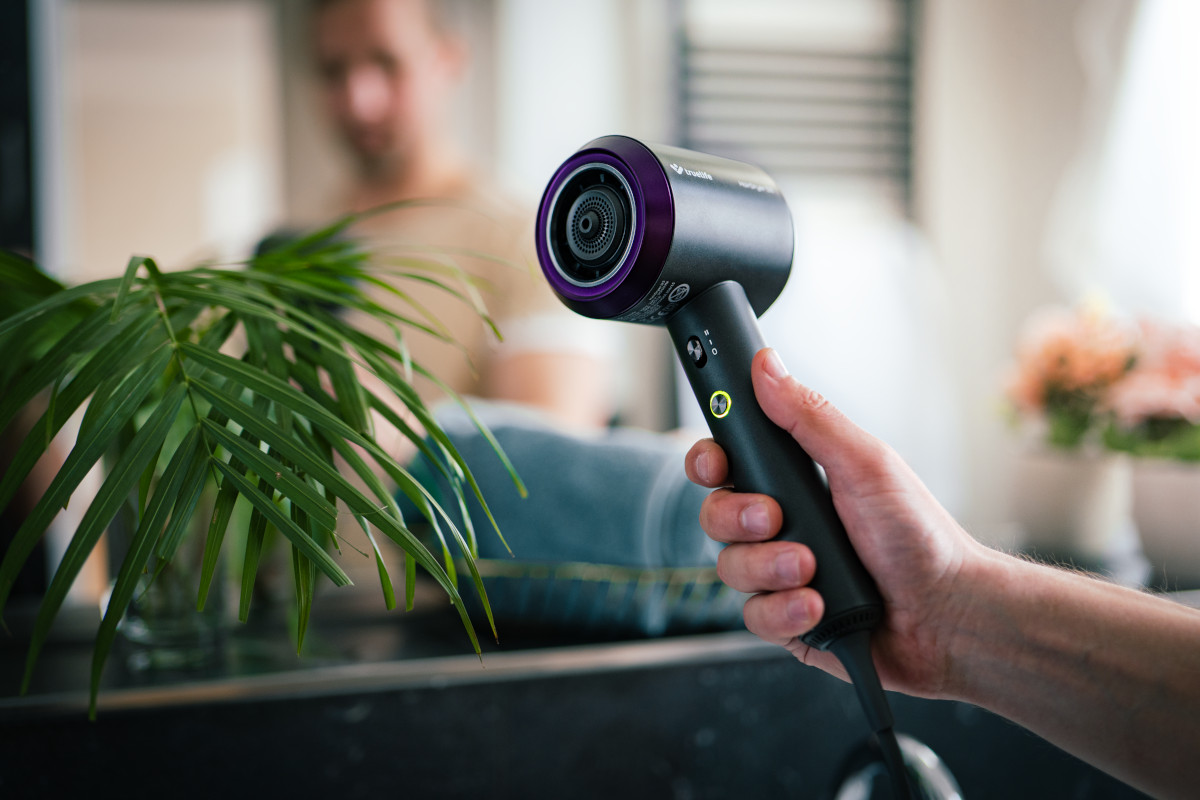 Fén na vlasy TrueLife HairDryer D3