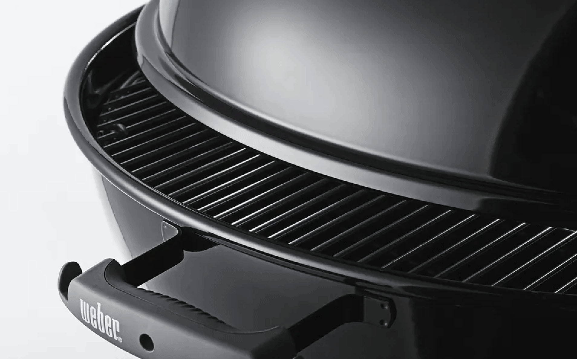 Gril Weber Classic Kettle 47 cm černý