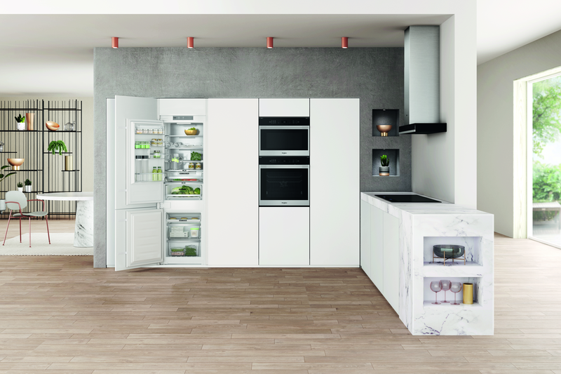 Vestavná lednice WHIRLPOOL WHC18 T574 P Thunder PTO